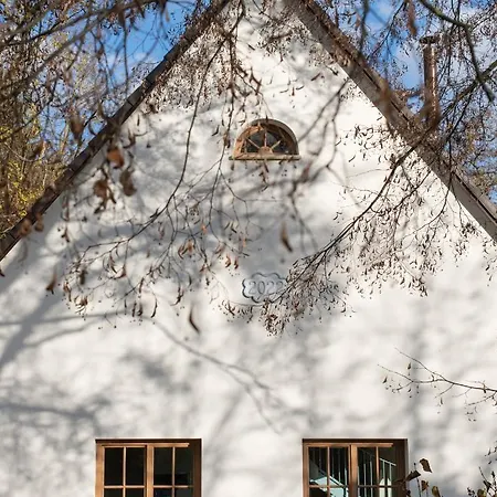 Chalupa Mezi Sklepy Villa *